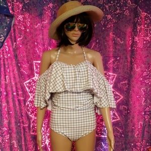 Unique Halter Off The Shoulder Grid Pattern Bathing Suit XL